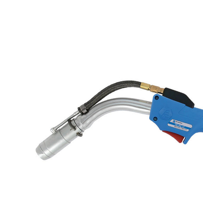 TBI MIG/MAG Welding Gas refrescó antorchas y antorchas refrigeradas por agua con el brazo del robot de soldadura de ABB