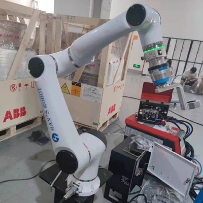 Robot de soldadura de Hans E5 6 AXIS con el sistema de la antorcha y de ferrocarriles para Mig Mag Tig Welding Solution