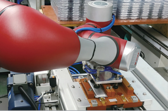 Agarrador del robot de Onrobot RG6 para 6 la cosecha colaborativa y la colocación de la carga útil de AXIS 3kg del robot de JAKA Zu 12