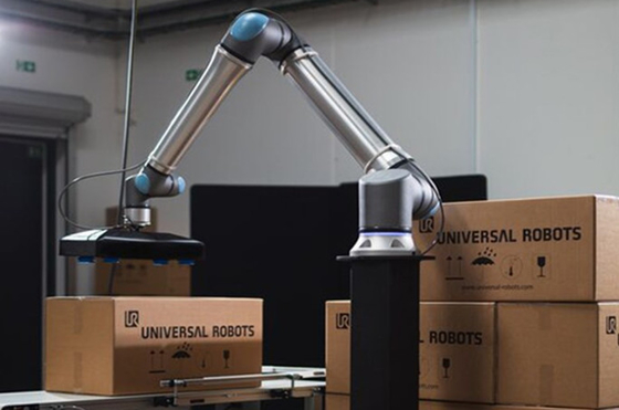UR20 colaborativo de la cosecha y de la colocación del robot del AGV de la carga útil 20kg con el agarrador del robot de Onrobot