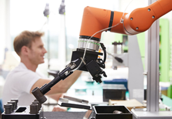 Brazo colaborativo del robot de HCR-3A con el agarrador Hanwha 6 AXIS Cobot Palletizer del sistema Onrobot de Vision