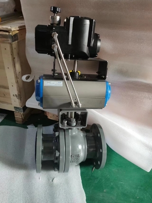Válvula de control eléctrica con abucheos a prueba de explosiones del volumen del transductor TXI7800 del posicionador y de Fairchild de la válvula de Fisher DVC6200
