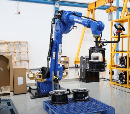 Carga útil de dirección potente 6 industriales AXIS GP180 del brazo 180kg del robot de Yaskawa alta