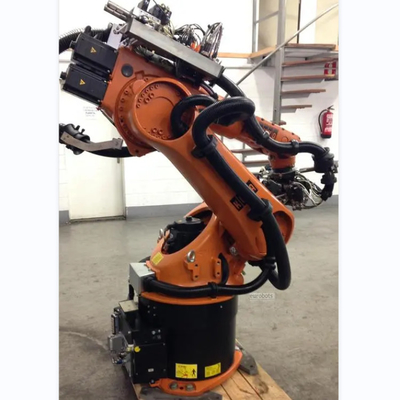 Robot industrial Kuka KR 60-3 como pick and place máquina carga útil 60kg con brazo robótico 6 ejes para el ensamblaje del motor