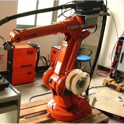 ABB IRB 2600-20/1.65 6 Eje Brazo robótico con posicionador de soldadura CNGBS para robot de soldadura automatizado