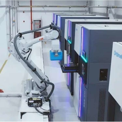Elige y coloca el brazo robótico de 6 ejes ABB IRB 4600-40/2.55 con agarre robótico CNGBS para el robot de manipulación