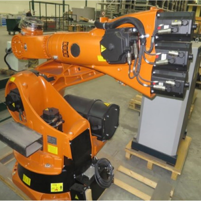 Kuka 6 Ejes Mano Robótico KR 240 R3330 Con CNGBS Robot Guía Rail para el manejo del robot