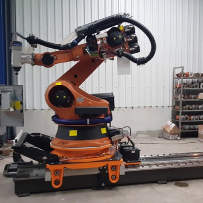 Kuka brazo robótico de 6 ejes KR 360 R2830 con agarre robótico CNGBS para robot automático de recogida y colocación