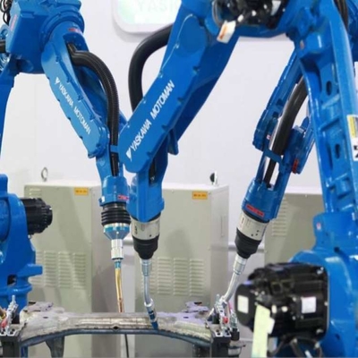 Brazo robótico universal de 6 ejes Yaskawa GP110 con agarre robótico CNGBS para el robot de manipulación de paletas