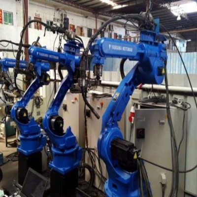 Brazo robótico de Yaskawa 6 Ejes GP180 con CNGBS Agarrador robótico personalizado para el robot de manipulación de paletas