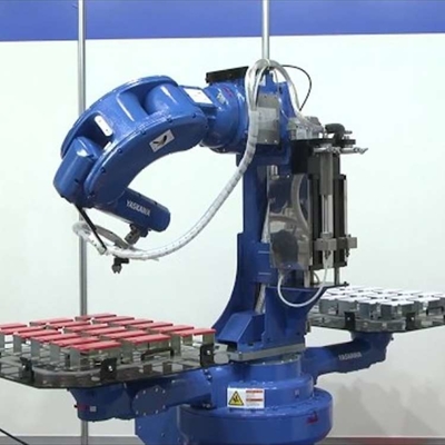 Pintura de automóviles Brazo robótico de 6 ejes Yaskawa MPX1150 con agarre robótico CNGBS para pintar la pared del robot