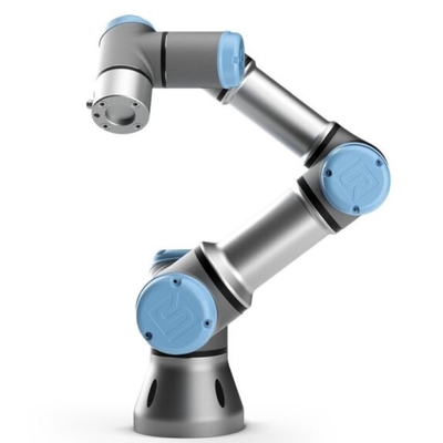 UR3 Cobot Robótico Universal con agarre como máquina de montaje para el montaje del motor