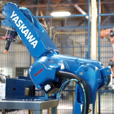 GP12 Brazo robótico industrial Yaskawa con cubierta de robot CNGBS como brazo robótico de 6 ejes para el manejo