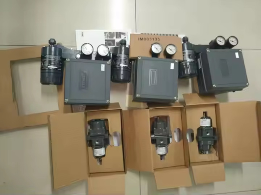 Válvula de control neumático con Fish-Er 3582I y regulador Masoneilan y Burkert válvula de solenoide para válvula de bola en stock