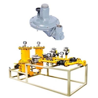 Slide de válvula de gas natural equipado con reguladores de la serie Emerson Fisher T205/T205M y manómetro WIKA