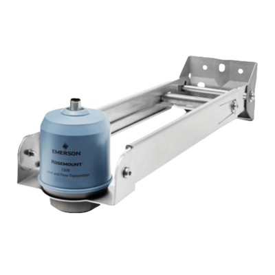 Unidad de tratamiento de agua montada en patinaje con Emerson Rosemount Modelo 1280 Radar sin contacto Nivel y flujo