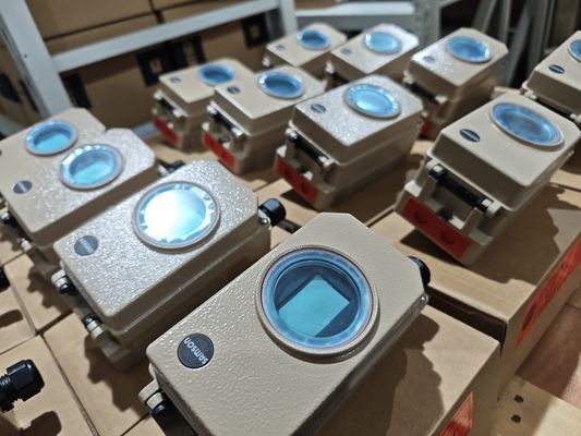 Válvula de bola de control neumático chino con Samson 3730 3731 posicionador de válvula y 3963 válvula de solenoide con stock