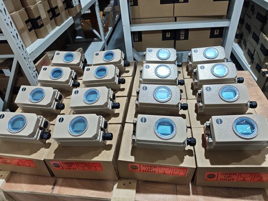 Válvula de bola de control neumático chino con Samson 3730 3731 posicionador de válvula y 3963 válvula de solenoide con stock