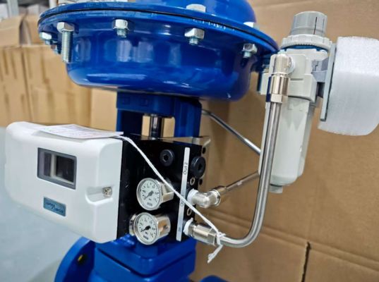 La válvula de control neumático Spirax-Sarco KE73 DN15-150 para reducir la presión