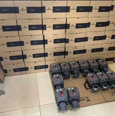 Controlador de válvula digital HART Fisher DVC6200 para control neumático