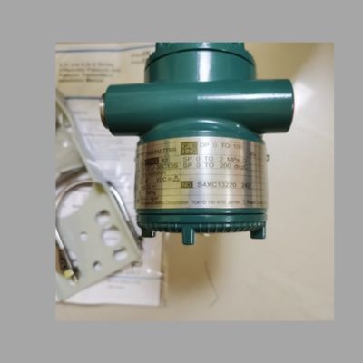 Sistema de control de presión/flujo equipado con un medidor de flujo de vórtice de la serie Yokogawa VY y un transmisor multivariable de la serie EJX 910A