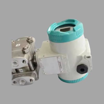 Transmisor de presión Siemens SITRANS 7MF4433-1DA02-2AB6-Z, caudalímetro vortex SITRANS FX330 y dispositivo de conmutación de válvulas