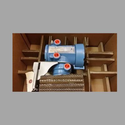 Estación reductora de presión y desupercalentamiento con un medidor de flujo Coriolis Micro Motion F100A y transmisor integral 1700 | 2700