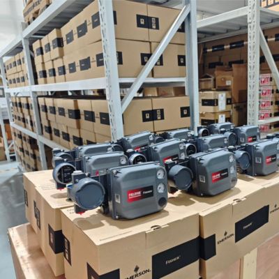 El control de la válvula neumática de Fisher DVC6200, el posicionador inteligente de la válvula y la válvula de solenoide de Buerkert tipo 5404