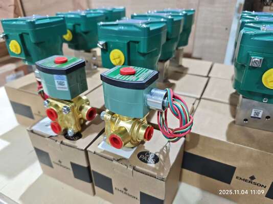 Válvula de control china con el actuador neumático y la válvula electromagnética de Asco 8210G y los interruptores de límite del westlock 2200