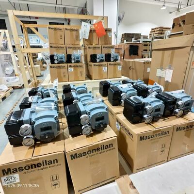 El transductor I/P Rotork Fairchild T7800 + el posicionador de válvula inteligente de doble acción Masoneilan SVI2 AP/SVI2 serie SVI2AP-22123111, en stock.