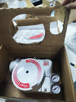 Chinese Control Valve Flowserve Logix 3200 Series 3200MD-28-D6-E-04-40-0G-00 Valve Psotitioner with Asco 342A SST air Regulator