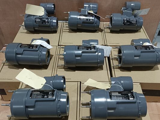 EMERSON FISHER DLC3100 DLC3020F Transmisor inteligente de nivel de desplazamiento para medición de densidad con tubo de par para tanque de gas