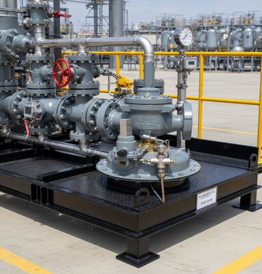 Reguladores de reducción de presión de los tipos Fisher 1098-EGR y 1098H-EGR y regulador 63EG-98HM con stock