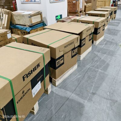 Reguladores de reducción de presión de los tipos Fisher 1098-EGR y 1098H-EGR y regulador 63EG-98HM con stock