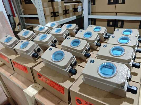 Samson Pneumatic Smart Positioner 3730-31001 con la válvula de mariposa y la válvula electromagnética de Asco