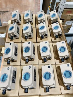Samson Pneumatic Smart Positioner 3730-31001 con la válvula de mariposa y la válvula electromagnética de Asco