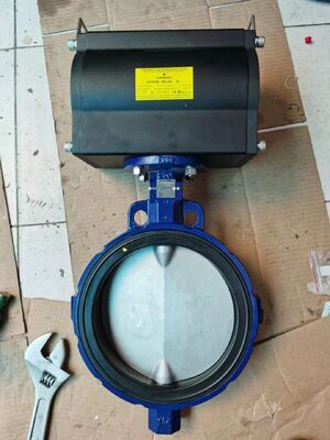 la válvula de mariposa trapezoidal FIGURA 990 Y 920 RESISTENTES ASENTADA con la caja de interruptor limitado del topworx