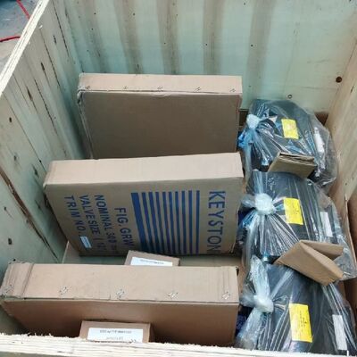 la válvula de mariposa trapezoidal FIGURA 990 Y 920 RESISTENTES ASENTADA con la caja de interruptor limitado del topworx