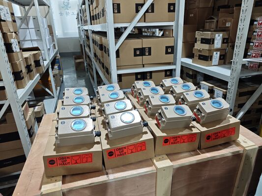 Paquete de posicionador de válvula Samson 3730-3 de precisión industrial para control preciso de válvulas