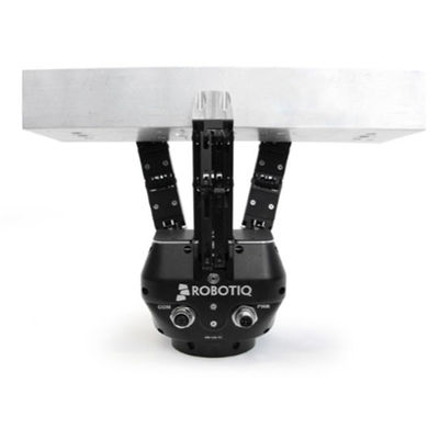 Agarrador del robot adaptante del finger de ROBOTIQ 3 combinado con el robot colaborativo de AUBO i5 para escoger el robot