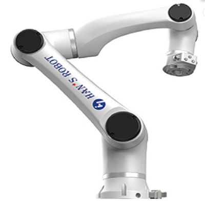 Brazo colaborativo del robot con 6 el eje Hans E5 y uso para soldar con autógena y moler del robot de soldadura de mig