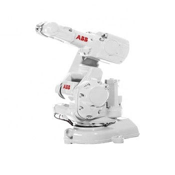 Pequeño brazo del robot industrial de ABB IRB 140 con los 6 de las hachas de la respuesta del robot del brazo robots de limpieza/de rociadura rápido del uso totalmente