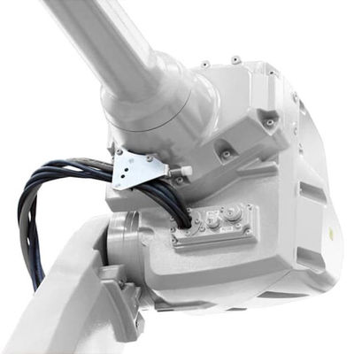 El moler robótico compacto del brazo del alcance 2050m m de la carga útil de AXIS IRB4600 60kg del robot que muele 6