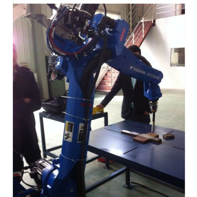Robot GP180 de AXIS del robot de soldadura automática 6 para la máquina de manipulación de materiales