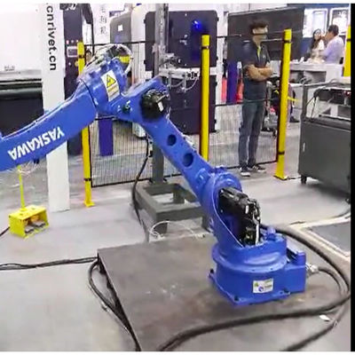 Carga útil 110kg GP110 del brazo del robot del manipulante para la soldadora robótica del brazo