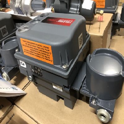 HC DVC6200 con el regulador de válvula eléctrico de Digitaces de la reacción