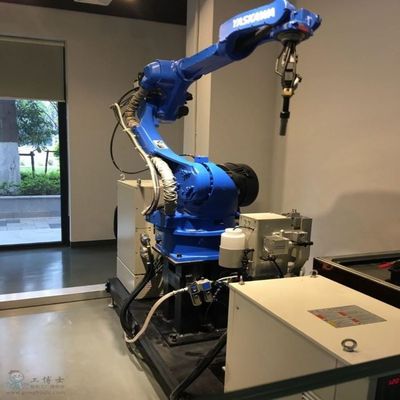Regulador For TIG Welding Robot de AXIS YRC1000 del brazo 6 del robot de Motoman AR2010
