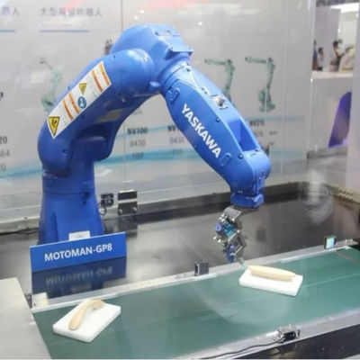 Brazo Motoman GP8 del robot industrial de 6 AXIS usado para manejar el robot
