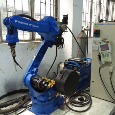 Robot de soldadura automática de 6 AXIS Motoman AR2010 con el soldador RD350S