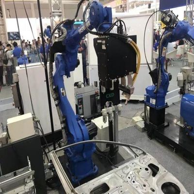 Robot de brazo de 6 ejes Yaskawa AR1440 con posicionador de soldadura CNGBS para automatización de robot de soldadura de mig